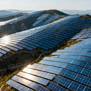 Pannello solare bifacciale ad alta efficienza con doppio vetro 132 (66*2) celle in silicio monocristallino pannello solare - Product Image 3