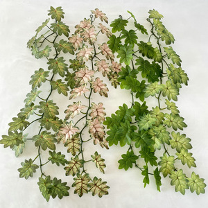 Guirlande de feuilles de bambou artificielles Queyiyi Flowers, 1,2 m, verdure suspendue pour la décoration de la maison et des mariages - Product Image 4