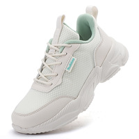 Vente en gros de chaussures blanches pour dames à semelle souple en maille tendance chaussures de marche décontractées pour femmes baskets