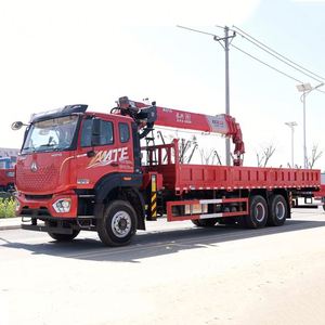 Grue montée sur camion Sinotruk Ho Wo 6x4 Changxing 12 tonnes à flèche télescopique 4 sections pour le chargement et le déchargement de matériaux d'aménagement paysager - Product Image 4