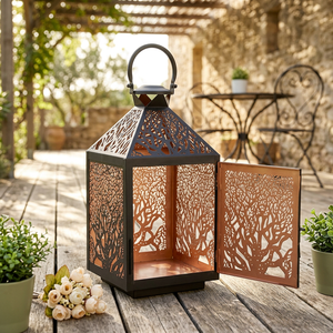 Lanterne porte-bougie en fer noir moderne au design populaire, faite à la main, avec découpes d'arbres personnalisables, bicolore, style marocain - Product Image 1