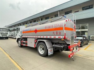 Camión Cisterna de Combustible DongFeng 4*2 Directo de Fábrica, Cisterna de Combustible de Aviación de 8000 Litros en Venta - Product Image 6