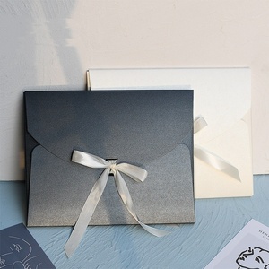Foulard en soie coloré de luxe personnalisé <span class=keywords><strong>boîte</strong></span> postale en papier enveloppe rectangulaire forme UV solide gaufrage nouvelle conception ruban fermer - Product Image 2