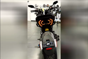 VENTA DE MOTOCICLETA DEPORTIVA <span class=keywords><strong>DUCATI</strong></span> <span class=keywords><strong>DIavel</strong></span> <span class=keywords><strong>V4</strong></span> - Negra, LISTA PARA CONDUCIR, MODELO 2025 - Product Image 2