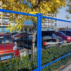 Garde-corps temporaires galvanisés en treillis métallique soudé de haute qualité pour les chantiers de construction au Canada - Product Image 3