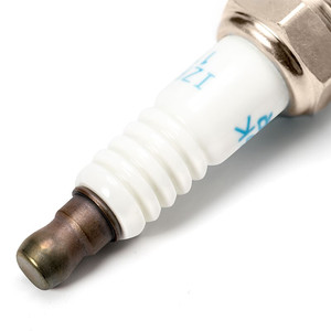 Bujías de iridio láser 9329 IZFR6K11NS de larga duración al por mayor, piezas de encendido automático de alta calidad - Product Image 2