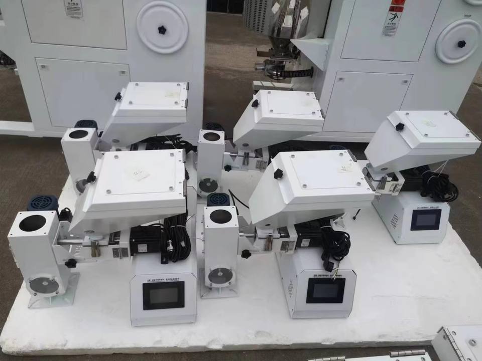 Automatic Injection Molding PLC Controlled Gravimetric Color ...
