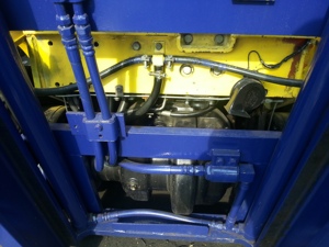 <b>Used</b> Komatsu FD30 Original Japan Forklift 3 Ton Diesel 2012 Model 4X4 Drive Two Stage Mast 1 Year Warranty Good Condition Sale - Product Image 6