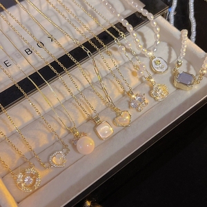 <span class=keywords><strong>Collier</strong></span> <span class=keywords><strong>de</strong></span> <span class=keywords><strong>perles</strong></span> <span class=keywords><strong>de</strong></span> luxe personnalisé à bas <span class=keywords><strong>prix</strong></span> 614, plaqué or 18 carats, acier inoxydable, cadeau féminin, pendentif tendance, chaîne <span class=keywords><strong>de</strong></span> bijoux pour femmes - Product Image 2
