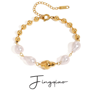 Bracelet en perles baroques Yueli, perles imitation or, bijoux de fête pour femmes - Product Image 1