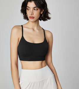 Chaleco de Yoga de primavera y verano para mujer con sujetador de Fitness transpirable con cuello en U correas de hombro finas y almohadillas de pecho extraíbles <span class=keywords><strong>tirantes</strong></span> deportivos - Product Image 4