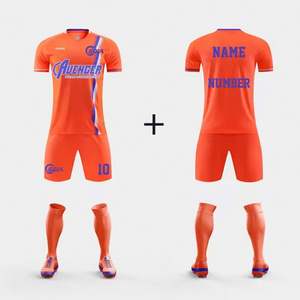 Divise da Calcio con Numeri, Maglie da Calcio Gialle e Verdi, Uniforme da Calcio Personalizzata con Maglia e Pantaloncini - Product Image 4