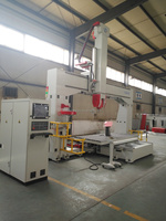 Machine de fraisage CNC à 5 axes pour le travail du bois avec commande PLC Syntec, broche unique, haute rigidité, moteur Yaskawa du Japon