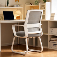 Chaise en maille moderne et confortable avec dossier et structure métallique, idéale pour le bureau, le télétravail et l'apprentissage