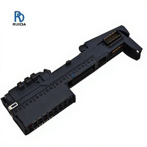 Controlador PLC/PAC/Dedicado Nuevo 6ES7193-6BP00-0BA0, Montaje ET 200SP, Profinet RJ45, IP20, Stock de Almacén - Product Image 4