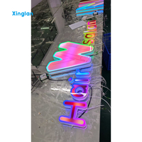 Enseignes LED commerciales, enseignes LED avec logo personnalisé, logos d'entreprise personnalisés, éclairages LED, enseignes de magasin en acrylique personnalisées