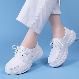 Scarpe <span class=keywords><strong>da</strong></span> Infermiera con Suola Spessa per Aumentare l'Altezza, Versatili e Comode, con Lacci, Bianche, Leggere e Traspiranti - Product Image 1