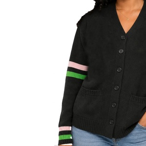 Cardigan en tricot noir pour femmes de la sororité universitaire, col en V, manches longues, tricotage, vente en gros personnalisée, pull pour femmes - Product Image 4