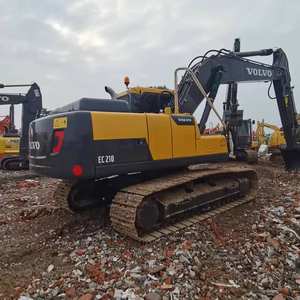 Mini-pelleteuse Volvo EC210D d'occasion, poids opérationnel de 6 tonnes avec moteur Doosan ou Kubota pour de grands projets de construction - Product Image 3