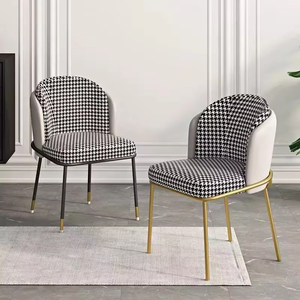 Chaise de salle à manger rembourrée en velours moderne 2025 avec fauteuils en métal Accent Home Furniture pour salon et chambre à coucher - Product Image 5