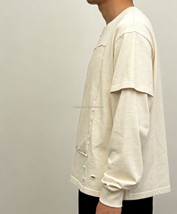 Camiseta Corta Personalizada para Hombre de 300GSM, Diseño Holgado Estilo Vintage Urbano con Mangas Largas Estampadas y Desgastadas - Product Image 3