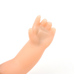 มือผีวิเศษสำหรับงานปาร์ตี้ ขนาด 5x1 ซม. สีเนื้อ อุปกรณ์มายากลสำหรับการแสดงระยะใกล้ - Product Image 1