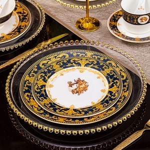 ชุดเครื่องครัวเซรามิกสไตล์ยุโรปจากเมืองจิ่งเต๋อเจิ้น ดีไซน์หรูหราเบาๆ ประกอบด้วยชามสำหรับใช้ในครัวเรือน ตะเกียบขอบทอง สำหรับใช้ในบ้าน - Product Image 5