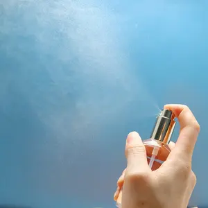 Botol semprot parfum semprot kabut plastik transparan 50 ml 100 ml kustom terlaris botol semprot deodoran
