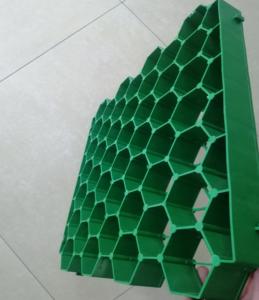 Malla de Césped de HDPE de 50*50cm, Rentable <span class=keywords><strong>para</strong></span> la Protección de Taludes y <span class=keywords><strong>Terrazas</strong></span> Agrícolas en Montaña, Protección de Suelos y Vegetación - Product Image 1