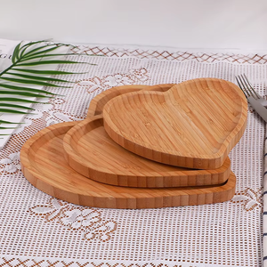Plateau de service en bambou en forme de cœur, qualité alimentaire, créatif, pour fruits, noix, dîner, personnalisable en couleur et taille, plateau à collation en bois écologique - Product Image 4