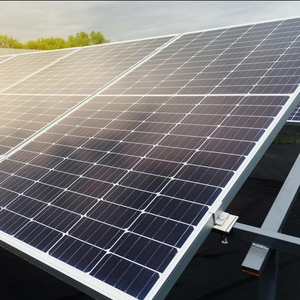 Panel solar mono de nivel 1 550W <span class=keywords><strong>Ja</strong></span> 545W 530W 535W 540W 555W para sistema de energía solar fotovoltaica al mejor precio - Product Image 2