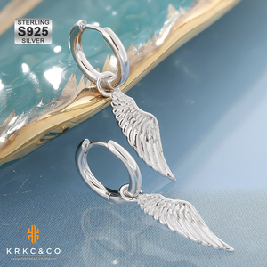 KRKC hip hop <span class=keywords><strong>orecchini</strong></span> del cerchio dei monili delle donne degli uomini di S925 in argento sterling <span class=keywords><strong>orecchini</strong></span> a cerchio con ala di angelo del pendente - Product Image 1