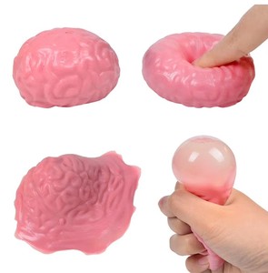 Balle anti-stress souple en forme de cerveau rose, à récupération lente, jouet sensoriel à presser pour farces d'Halloween - Product Image 4