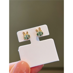 Xinfly Au750 Joyería Fina Diaria Clásica, Pendientes de Oro Puro de 18k con Turmalina Verde Menta en Forma de Conejo con Lazo, Lindos Pendientes de Animales - Product Image 4