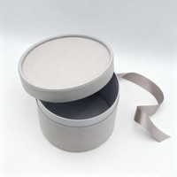 Boîte cadeau rigide en carton recyclable en forme de chapeau, avec couvercle, logo personnalisé, pelliculage mat, gaufrage, revêtement UV, pour emballage floral, vente en gros