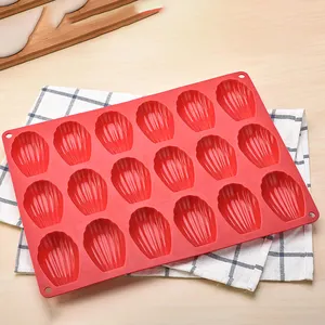 Hot Sell 18 Cavity Industrial Shell Shape Silicon Trays Mini Cheese Cake Pop Pan Madeleine Cake Mould