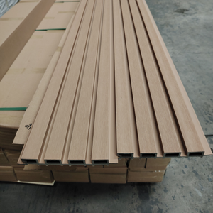 Revêtement extérieur en WPC imperméable et grille de protection de balcon anti-corrosion avec décor <span class=keywords><strong>bois</strong></span> moderne - Product Image 2