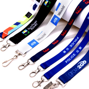 Lanière de <span class=keywords><strong>porte</strong></span>-<span class=keywords><strong>carte</strong></span> d'identité en polyester avec sérigraphie durable et légère pour un usage quotidien universel - Product Image 6