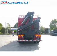 Camion de sauvetage incendie Sinotruk Howo 4x2 personnalisé, camion de sauvetage d'urgence robuste avec compartiments latéraux pour outils