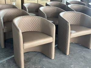 เก้าอี้ทำเล็บโครงสแตนเลสสีทองราคาประหยัดสำหรับลูกค้าร้านเสริมสวย - Product Image 3