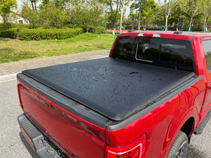 Couverture de benne pliante en vinyle souple de qualité supérieure compatible avec Chevy <span class=keywords><strong>Silverado</strong></span> GMC Sierra 2007-<span class=keywords><strong>2023</strong></span> Installation rapide - Product Image 2