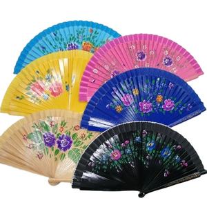 พัดไม้พับได้สองด้าน ลายเพ้นท์มือสไตล์สเปน ขนาด 2.5 นิ้ว ผลิตจากไม้  เป็นมิตรกับสิ่งแวดล้อม  รับทำโลโก้ตามสั่ง  ขายส่ง  สำหรับ<span class=keywords><strong>งาน</strong></span>แต่ง<span class=keywords><strong>งาน</strong></span> - Product Image 1