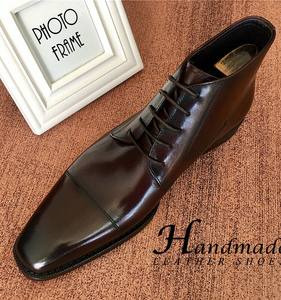 Zapatos formales de negocios de cuero genuino a la moda, botas cortas británicas modernas, botas de cuero vacuno atadas a mano. - Product Image 1