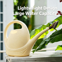 Arrosoir en plastique durable à long bec de grande capacité 3,5 L pour l'arrosage des légumes et des fleurs sur le balcon, dans la cour