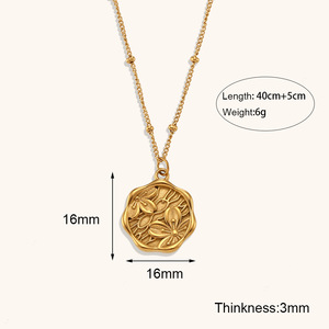 CAIOOCHE Collier anti-ternissement en acier inoxydable plaqué or 18 carats avec pendentif pièce gravé fleur de cerisier et chaîne à perles, cadeau pour femme - Product Image 3