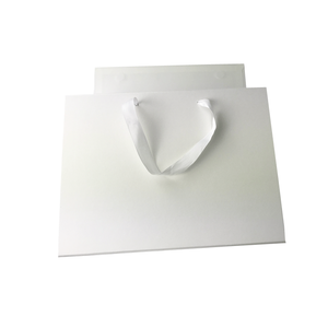 Custom Fashion <strong>Cardboard</strong> White Ribbon Handle and Magnetic <strong>Suitcase</strong> Gift Box <strong>Cardboard</strong> Box with Handle - Product Image 4