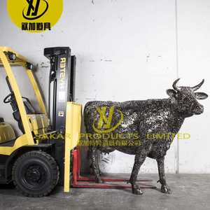 Décoration d'art animalier d'extérieur Assemblage de pièces creuses abstraites Sculpture en acier inoxydable de <span class=keywords><strong>bison</strong></span> - Product Image 1