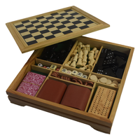 Ensemble de jeux de société classiques en bois massif 7-en-1 de luxe comprenant des jeux d'échecs Backgammon Dominos Checkers Dice Cribbage Card Games