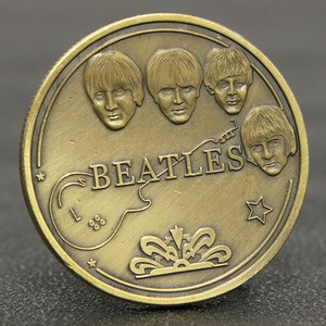 Insignias conmemorativas de la banda de The <span class=keywords><strong>Beatles</strong></span>, moneda de bronce de doble cara, regalos de colección para fanáticos - Product Image 1