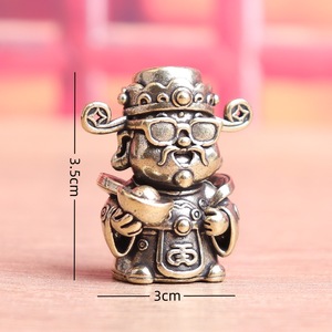 1 pièce Ornement Artisanal en Laiton, Dieu <span class=keywords><strong>de</strong></span> la Richesse avec lunettes <span class=keywords><strong>de</strong></span> soleil, en forme <span class=keywords><strong>de</strong></span> lingots d'or, style Rétro, pour Décoration d'intérieur et Figurine <span class=keywords><strong>de</strong></span> Bureau - Product Image 4